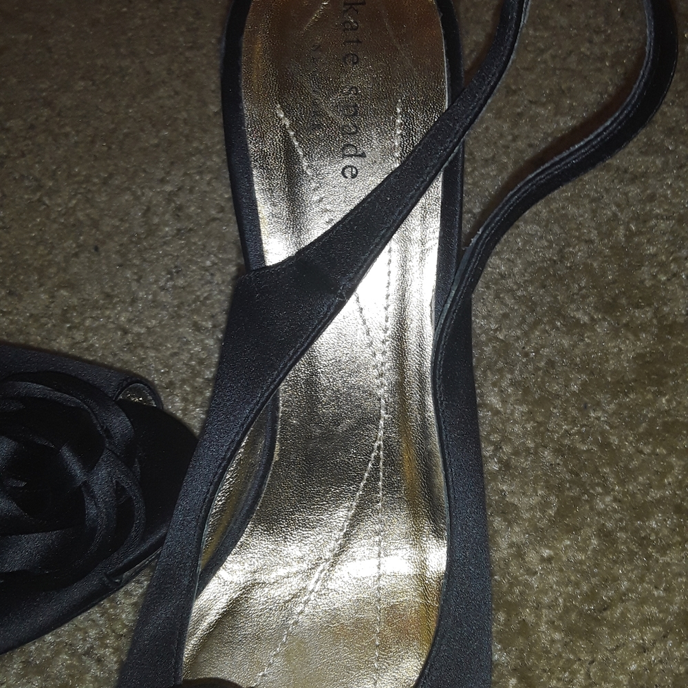 Shoes - Picture 3 of 8